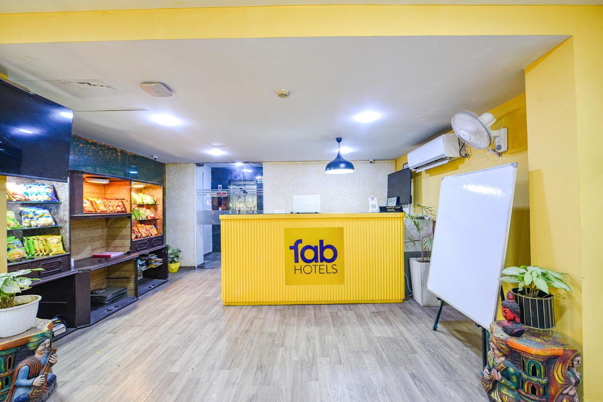 Fabhotel Old Meple Leaf Гургаон Экстерьер фото