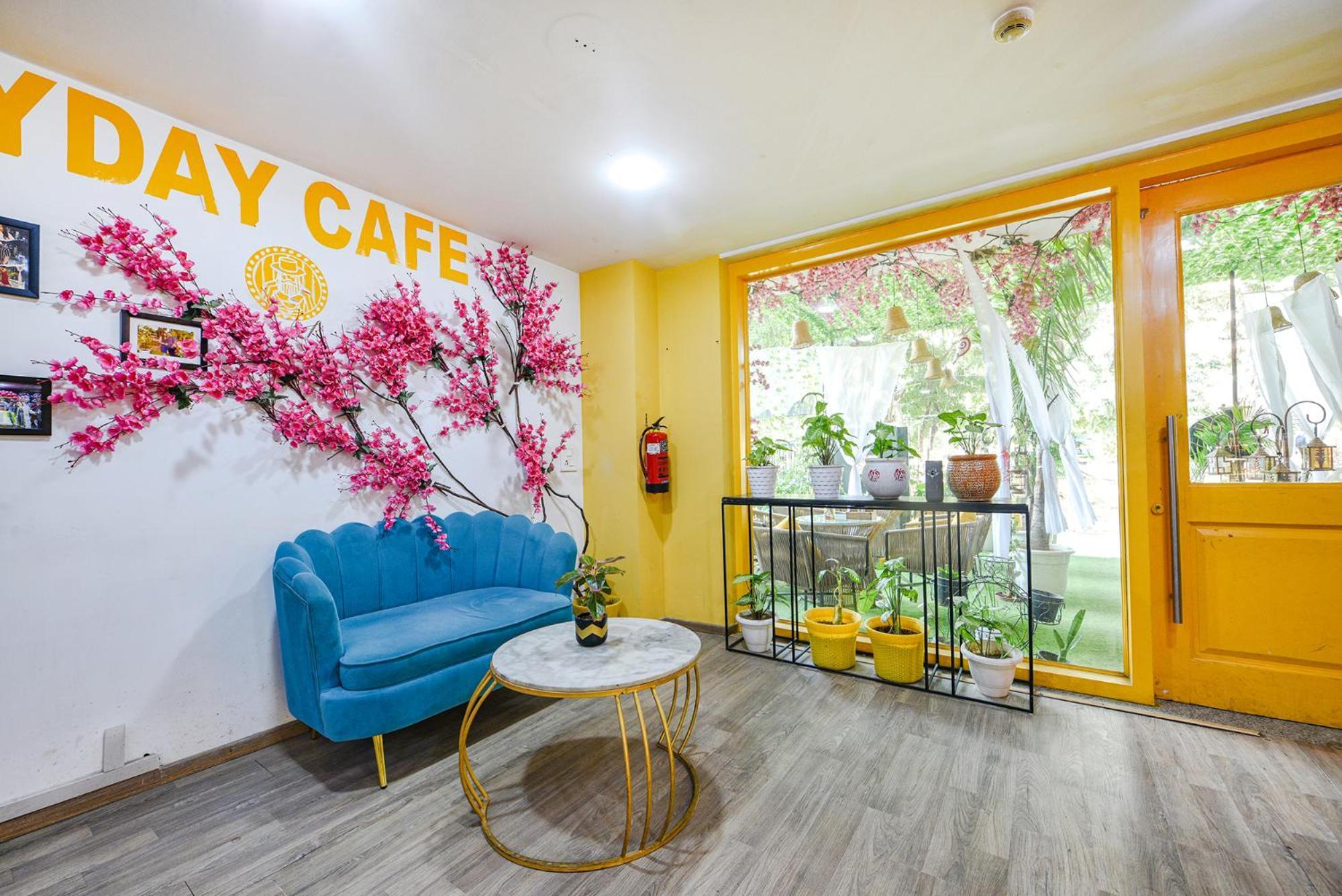 Fabhotel Old Meple Leaf Гургаон Экстерьер фото